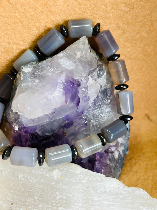 African Agate Barrel Crystal with Hematite Beaded Bracelet ￼